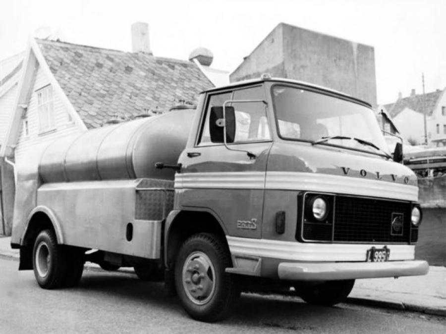  Volvo F83S Tanker 1972 года  (фото 2 из 2)
